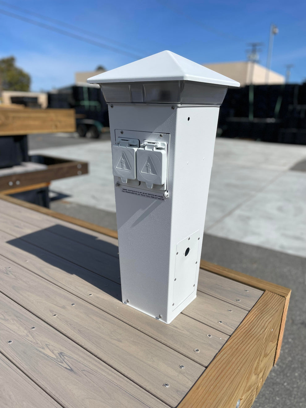 Dock Power Fixture – Swift Slip Docks