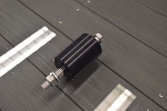 Pile Roller Assembly with Axle Bolt