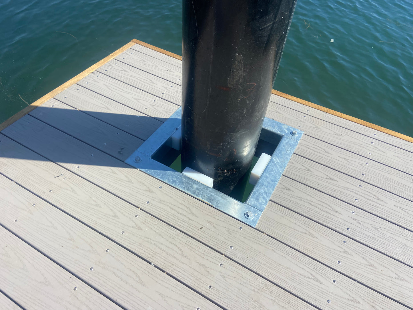 Inboard Pile Guide with Rub Blocks – Swift Slip Docks