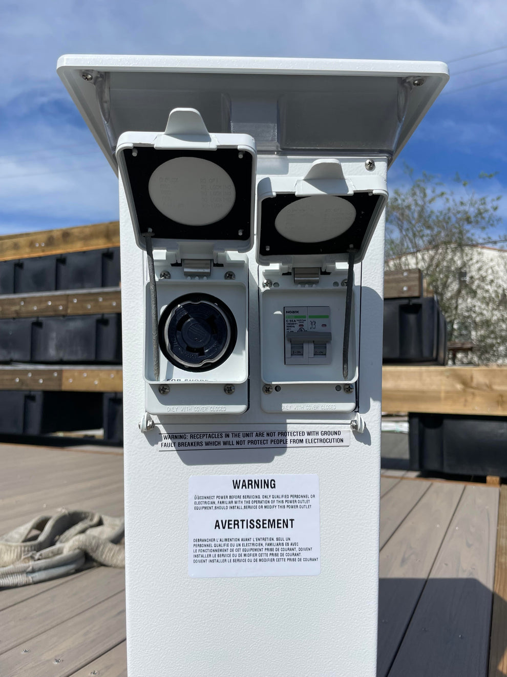 Dock Power Fixture – Swift Slip Docks